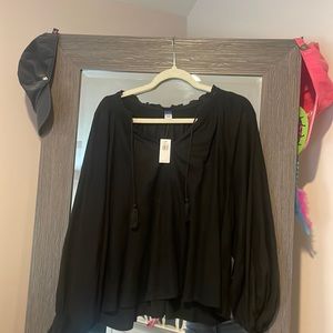 Old navy size L black blouse with tags!